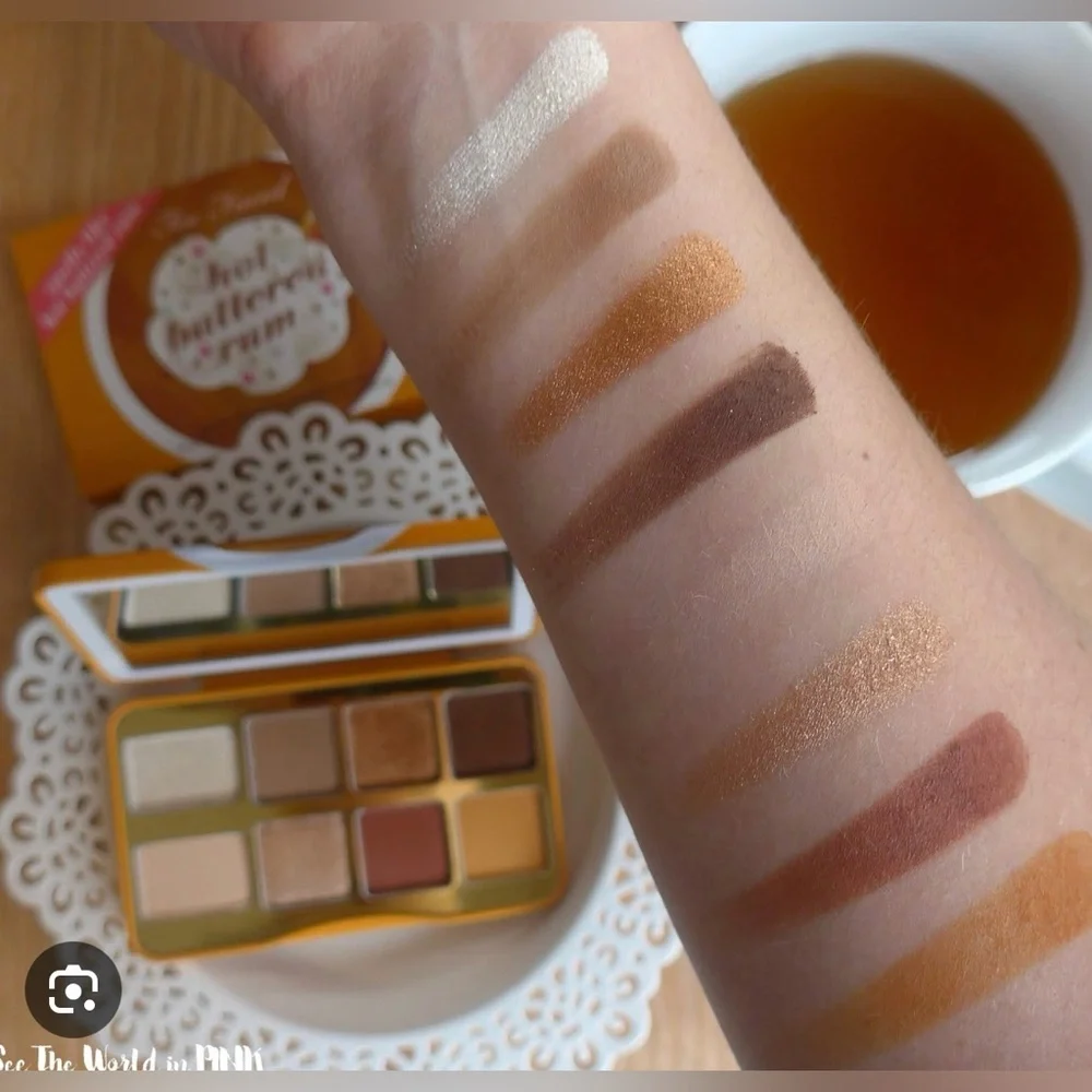 TOO FACED hot buttered rum eyeshadow palette - Picture 7 of 7